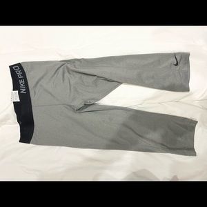 Nike Pro Cropped Leggings